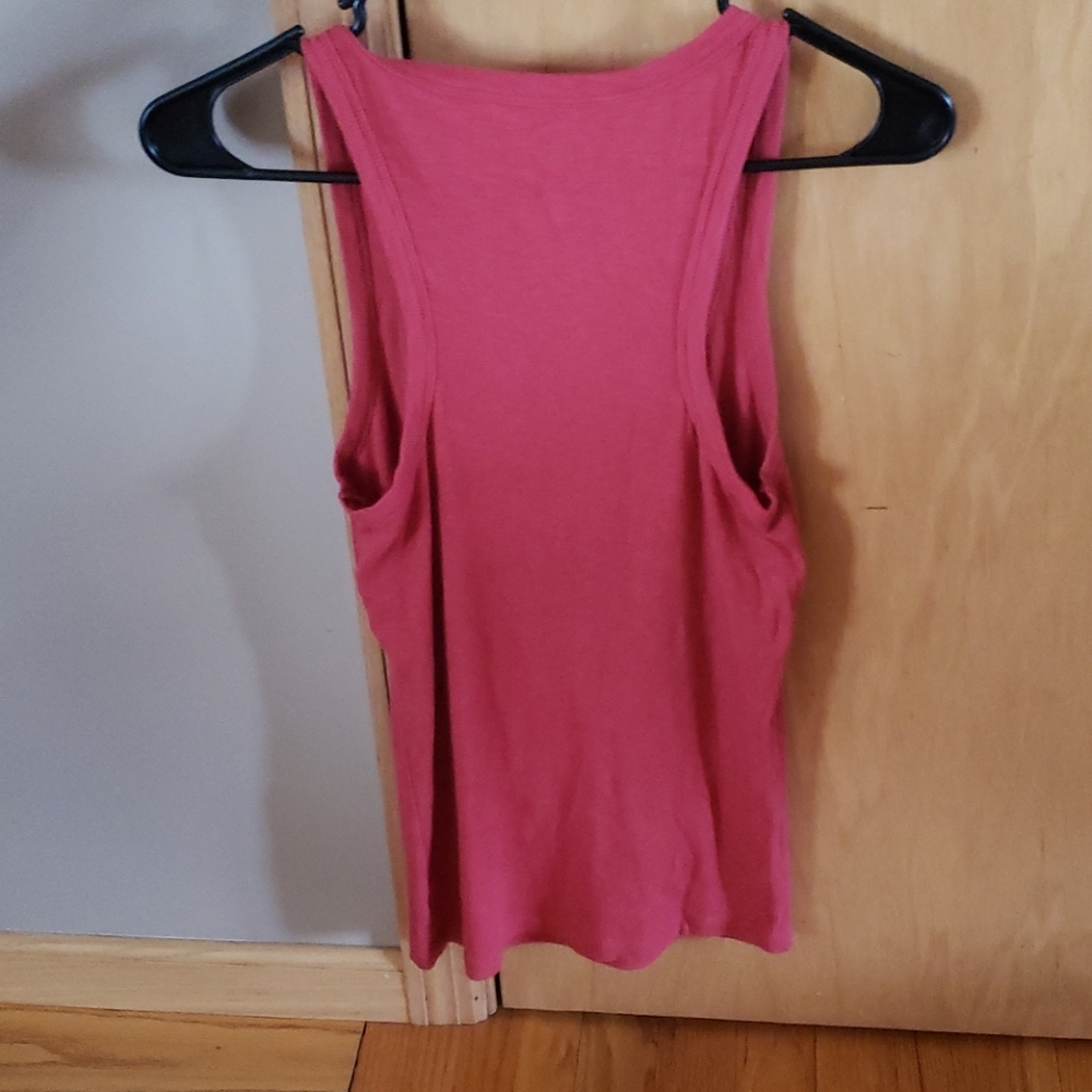 Tanktop - Picture 2 of 3